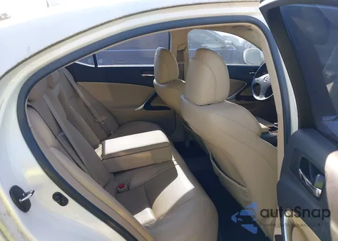 2008 Lexus Is 250 z USA, uszkodzony, nr VIN JTHBK262585080674